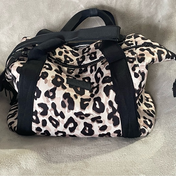 Dagne Dover Medium Landon Carryall in Leopard - Picture 2 of 11